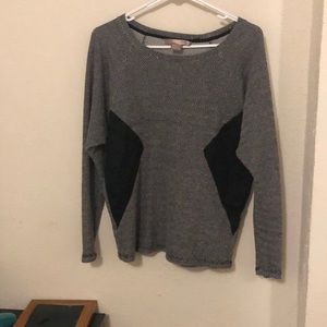 Black and white Forever 21 sweatshirt